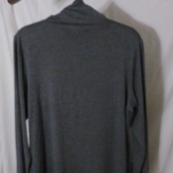 Halogen 1X Layering Turtleneck Stretch Fabric Gray EUC Plus Size Turtleneck - Picture 3 of 6
